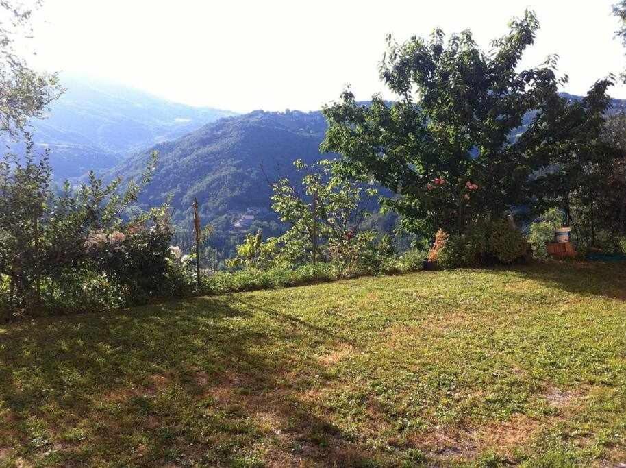 Ospitaci Appartamenti Di Campagna Le Rancole Valtopina Kültér fotó